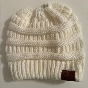 CC Beanie with pony tail hole